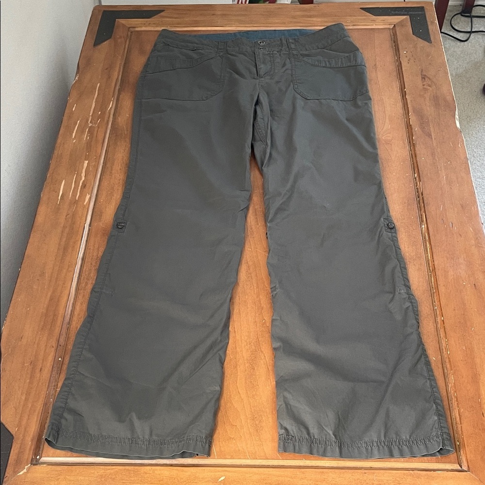 REI Dark Gray Roll Up Nylon Blend Pants Size 10